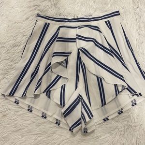 High rise flowy shorts